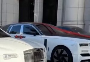 任務圓滿完成 螺絲排排站 ＃勞斯萊斯 ＃結婚禮車出租～ ~美麗人生台北超跑租賃 ＃台北租禮車 ＃台北租跑車 ＃台北結婚租車＃美麗人生超跑租賃 ＃威廉歐爸