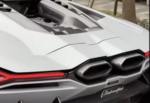 美麗人生超跑租賃＿全台北市應該沒幾台吧 #Lamborghini #Revuelto #威廉歐爸＃租禮車結婚車 ＃租豪車 ＃台北租跑車 ＃美麗人生超跑租賃