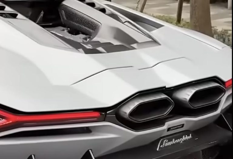 美麗人生超跑租賃＿全台北市應該沒幾台吧 #Lamborghini #Revuelto #威廉歐爸＃租禮車結婚車 ＃租豪車 ＃台北租跑車 ＃美麗人生超跑租賃